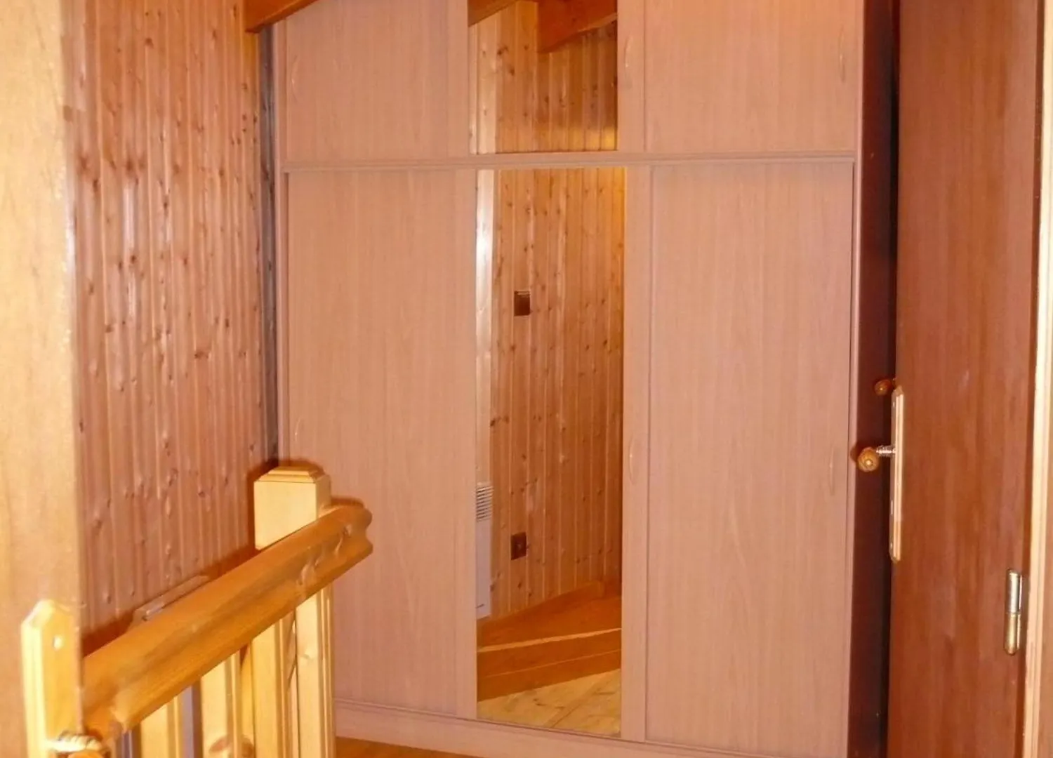 Demi-Chalet L'Ancolie -- Prox Pistes Les Carroz d'Araches Appartement